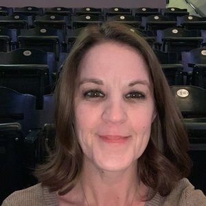 Meet your Posher, Felicia